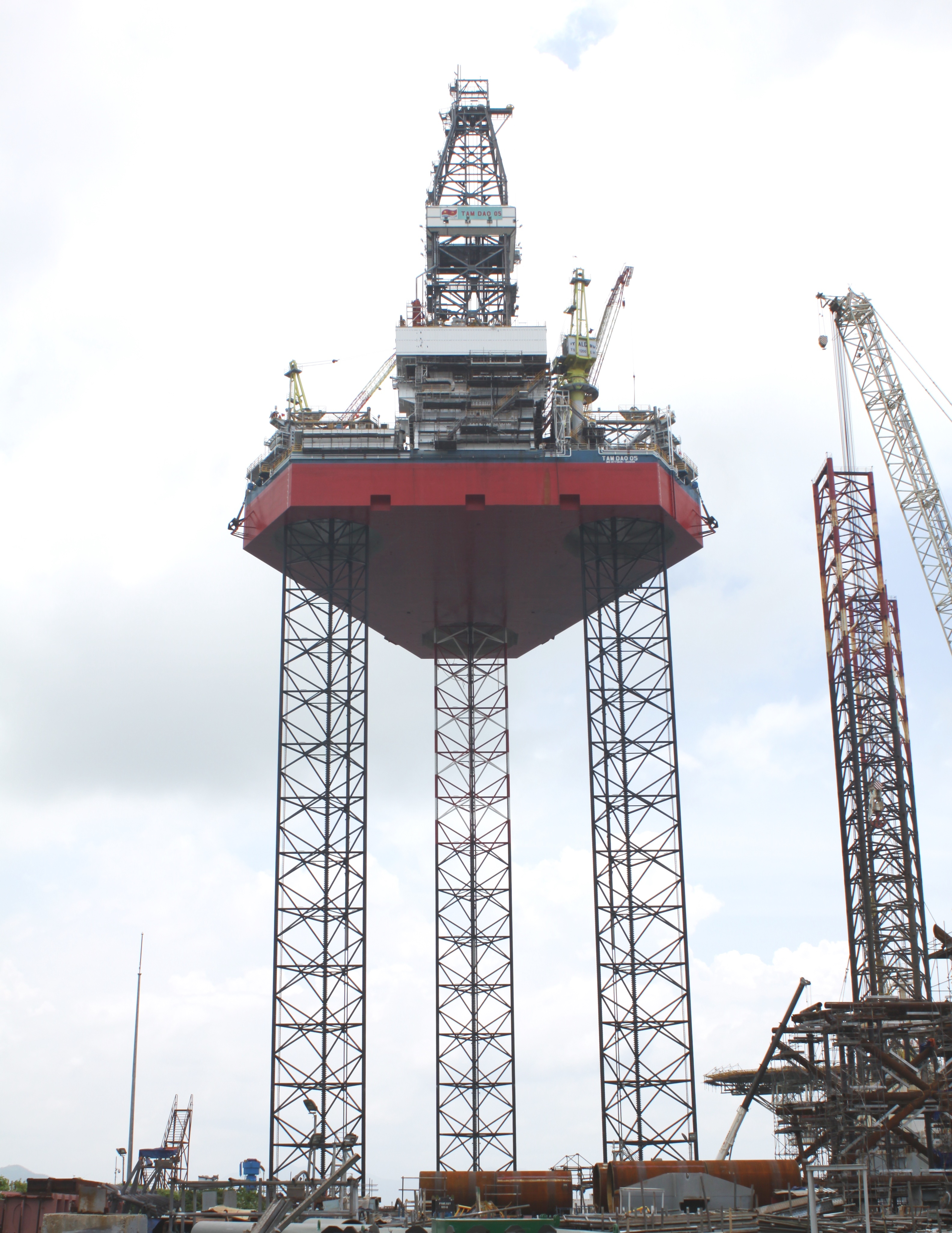 Successful Jacking Trials of Tam Dao 05 Jack up Rig